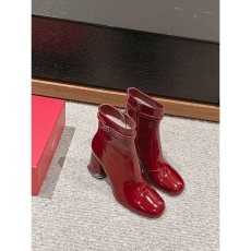 Roger Vivier Boots